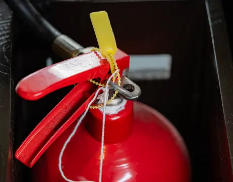 Why is fire extinguisher testing and tagging necessary on Staten Island?