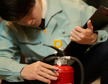 Why is an Annual fire extinguisher inspection necessary for homes and businesses in Staten Island?
