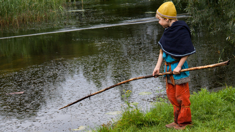 Virginia mom gets 6-month for letting 5-year-old walk to the pond