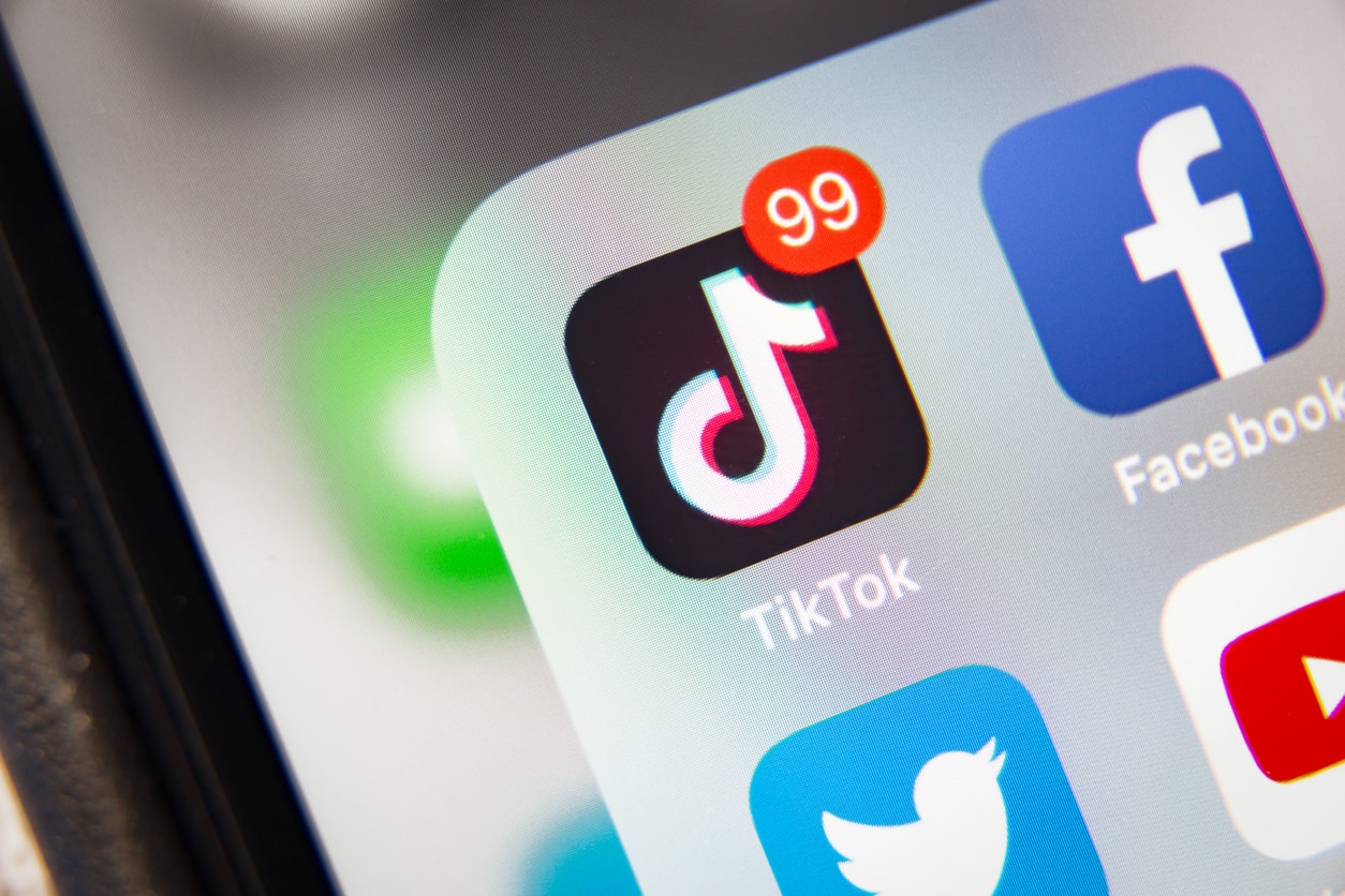 White House Email Begs TikTok Influencers to Partake in ‘Intimate’ Zoom Call with Dr. Fauci