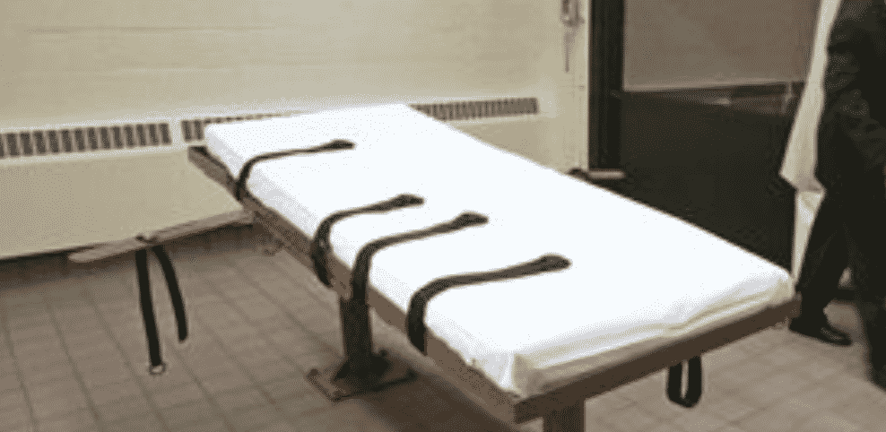 Republican Governor Suspends All Executions in 2022, Announces Investigation into ‘Oversight’