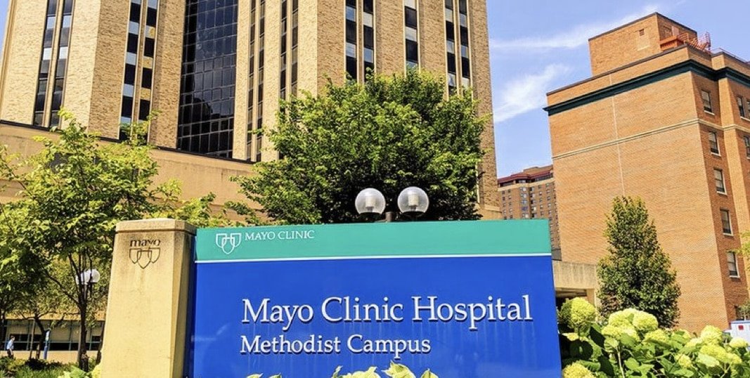 Minnesota Hospital Terminates 700 Unvaccinated Employees