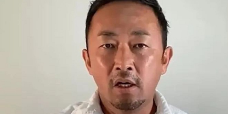 Japanese YouTuber-turned-MP expelled for not going to work