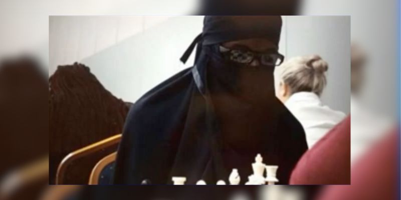 NextImg:Kenyan man dons burka to compete in women’s chess tournament