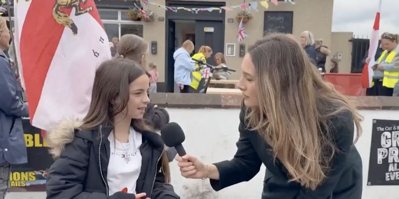 ‘Being a white girl is really scary at this time’: Child at UK march says she just wants to feel safe walking to school