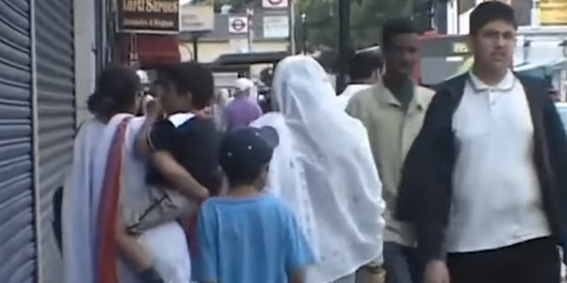 Nearly 3.5 MILLION foreign nationals take welfare payments in the UK: study