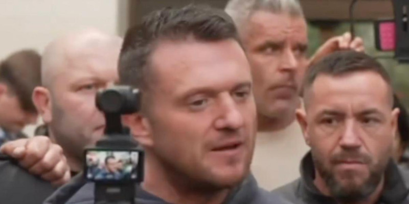 Tommy Robinson found not guilty of terror charge after refusal to give police access to his phone