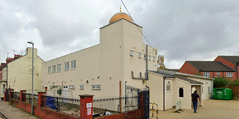 UK Imam who forced marriage of two minors dodges jail after claiming he 'didn't know' the law