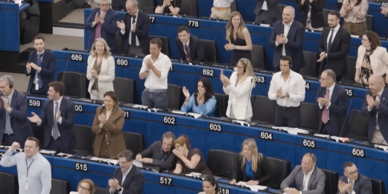 EU parliament approves measure speeding up mass deportations
