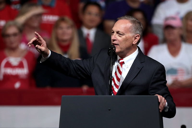 Poll: Biggs increases lead over Schweikert, still trails Hobbs