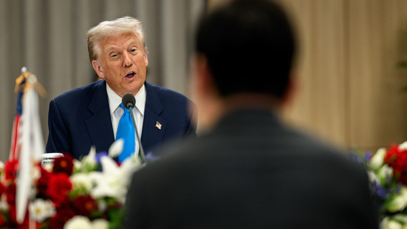 Trump hosts Iraqi leader at critical juncture in Iran conflict