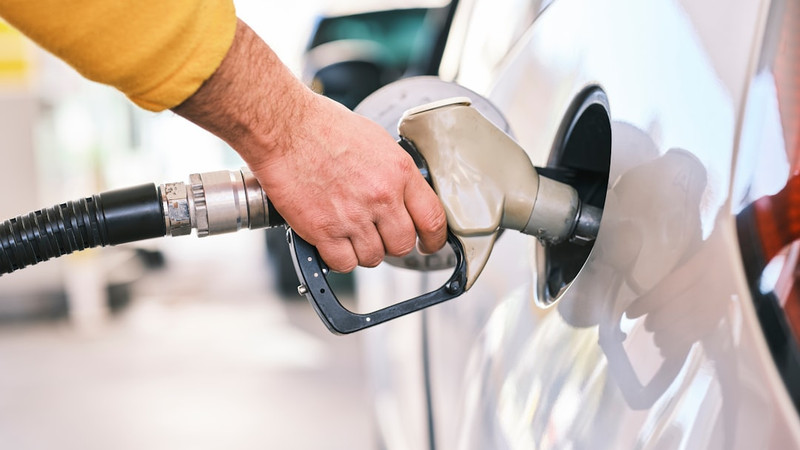 Gas hits $6 a gallon in California; Southwest see increases