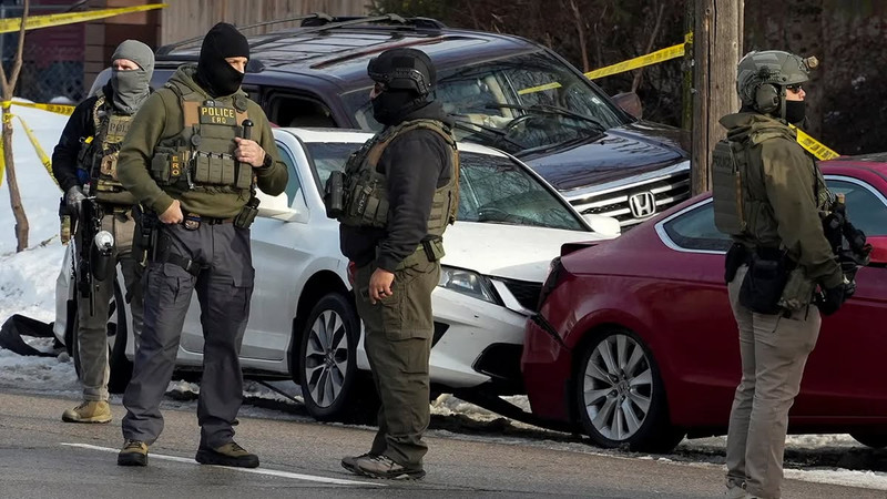 ICE Floods Minnesota With Agents as Trump Administration Escalates Enforcement