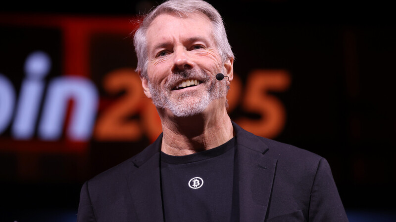 This Unstoppable Cryptocurrency Is Now As Big As Amazon, and It Could Soar By Another 10,500%, According to Strategy's Michael Saylor