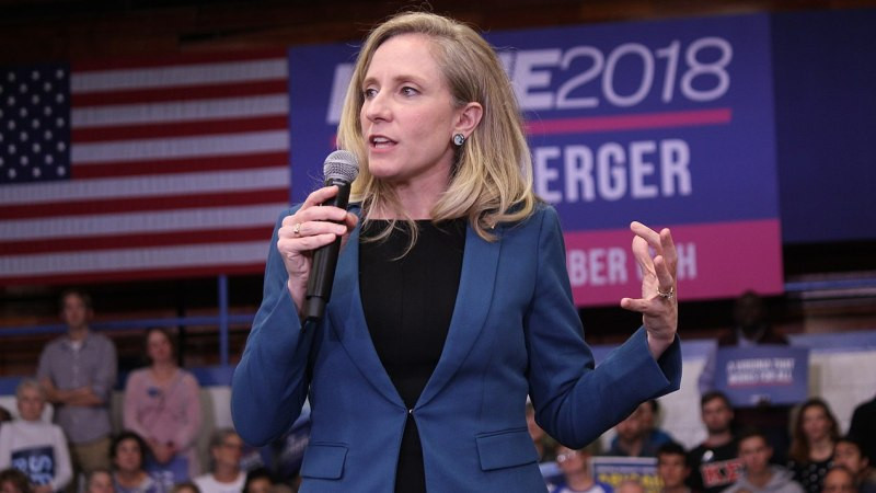 Va. Gov. Spanberger to Deliver Dem Response to Trump State of the Union