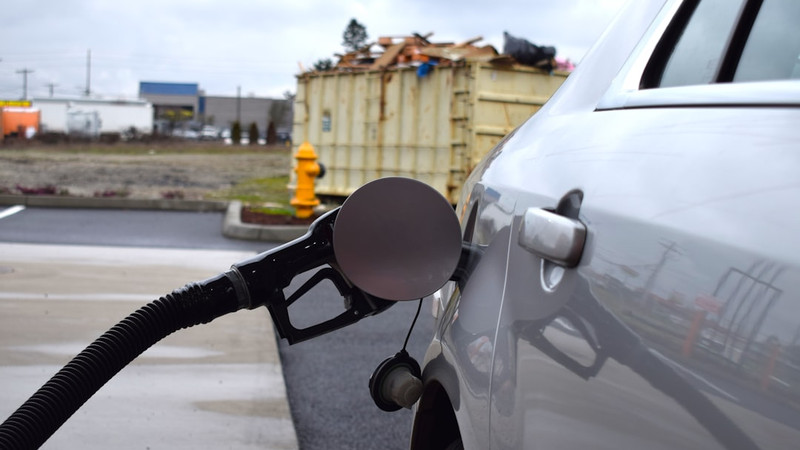 Gas prices hit highest level in 4 years: How much are people paying at the pump?