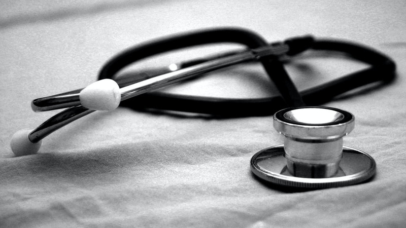 Anti-DEI medical group debunks study claiming black patients benefit from black doctors 