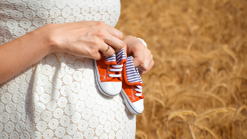 Study finds pregnant whites do worse than minorities – authors say racism is ‘complex’