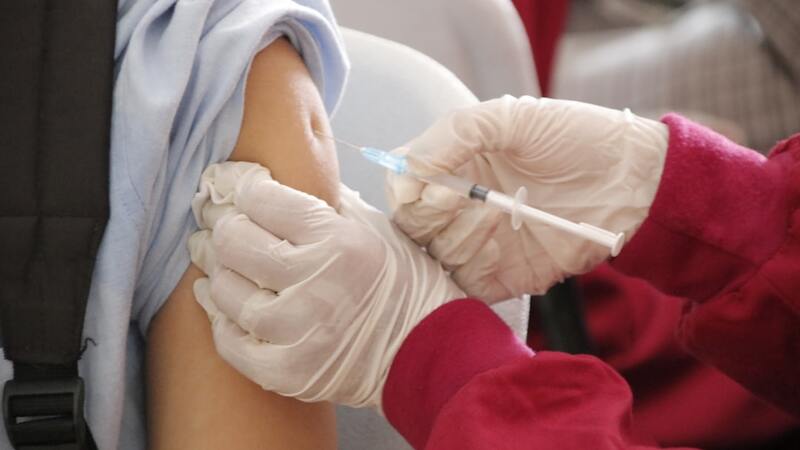 Massachusetts district to ban all unvaccinated students after chickenpox outbreak