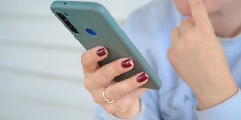 Reclaim the Classroom: Eliminate Smartphone Distractions and Boost Academic Focus!
