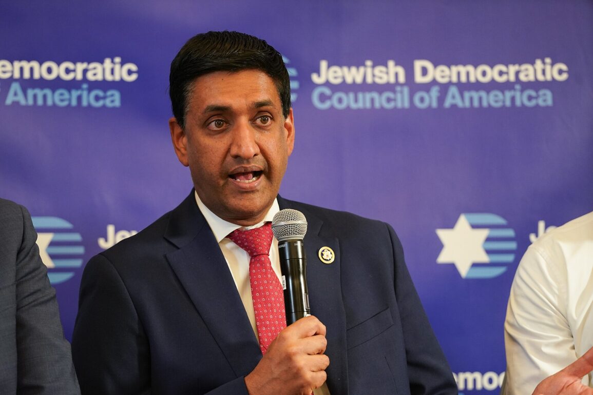 Ro Khanna Comes Out Against Dems ‘Weird’ Attack Against Republicans