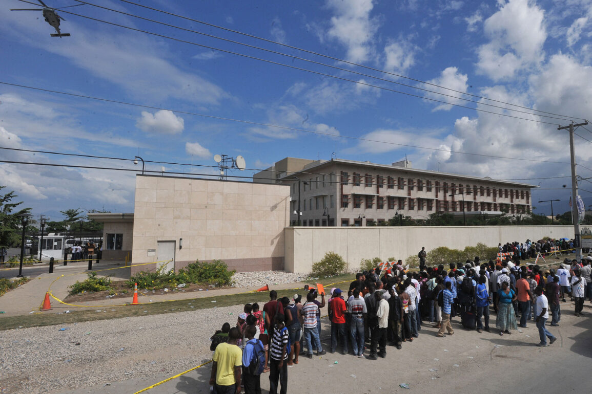 Marines Sent in to Evacuate U.S. Embassy as Gangs Take Over Haiti