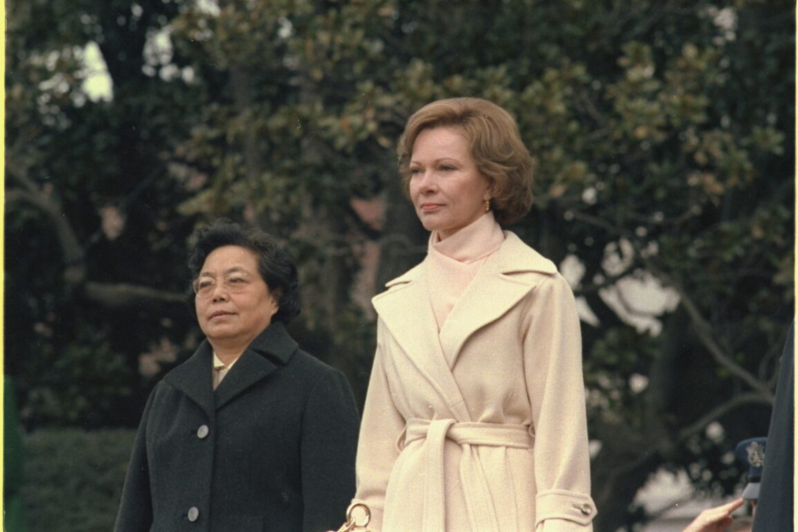 Wife of Jimmy Carter, Former First Lady Rosalynn Carter Dies at 96