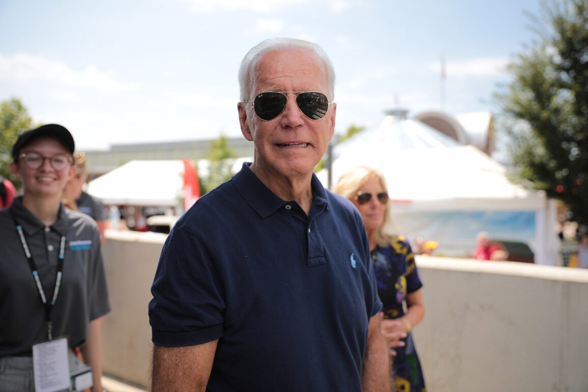 New Poll Shows Stunning Number of Voters Potentially Open to Third Party Candidate in Worrying Sign for Biden