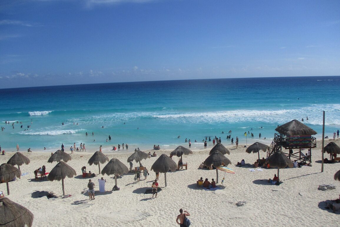 Four Bodies Discovered Outside of Cancun Hotspot Favored by American Tourists