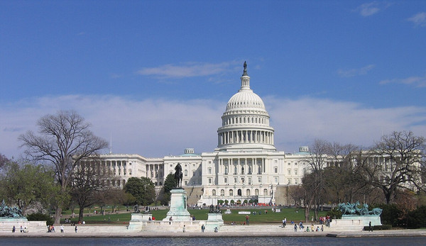 Americans' Trust in Washington Falls to New Low as Economic Anxiety and War Fallout Weigh on Voters