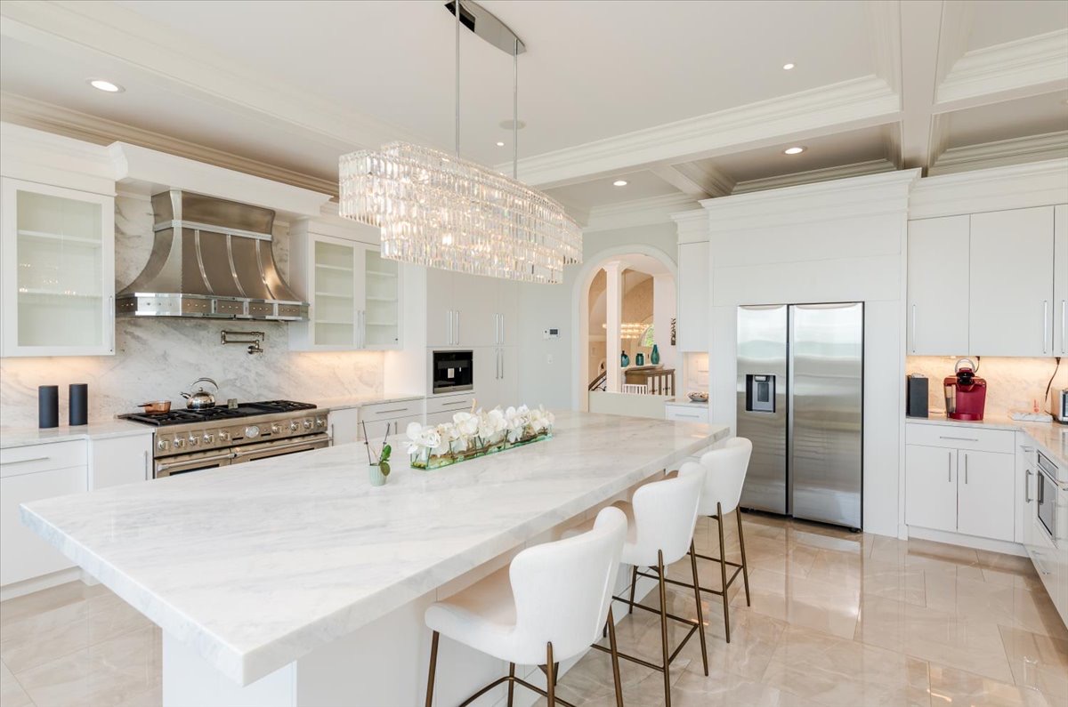 Waterfront Elegance!