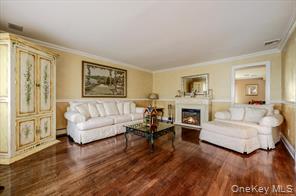 A Timeless Colonial