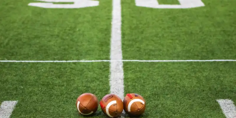 Just In Time For The Super Bowl, Nielsen Boosts OOH Coverage To 100%