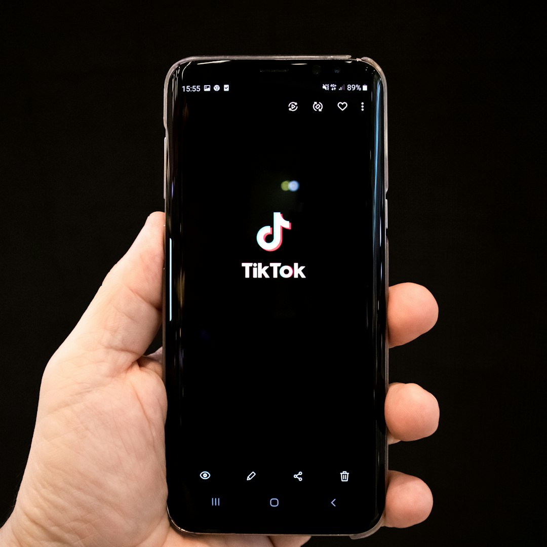The TikTok Tightrope: A Conservative Guide to Short-Form Video
