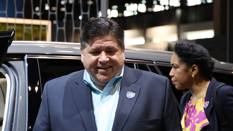 Illinois Governor Calls on Sangamon County Sheriff to Resign Over Fatal Shooting
