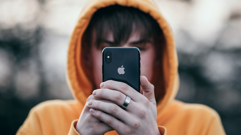 How statewide K-12 cellphone bans affect school board authority