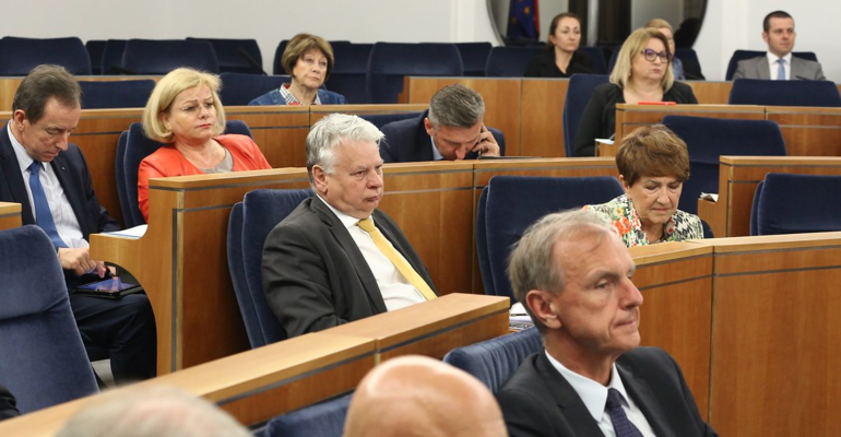 Sen. Cory Gardner tries to attach marijuana measure to criminal justice bill