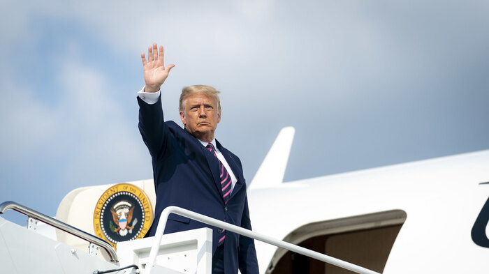 Trump explains why he's flying old Air Force One back to DC