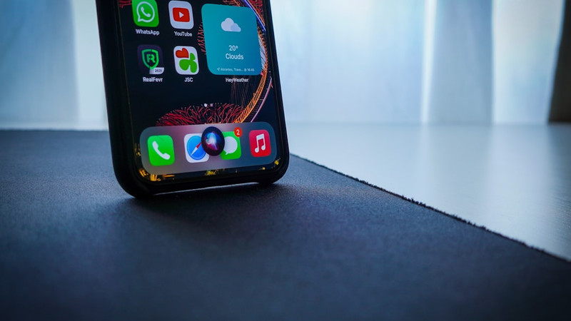 Apple agrees to pay iPhone buyers $250M settlement over Siri AI delay – here’s how to get in on the payout