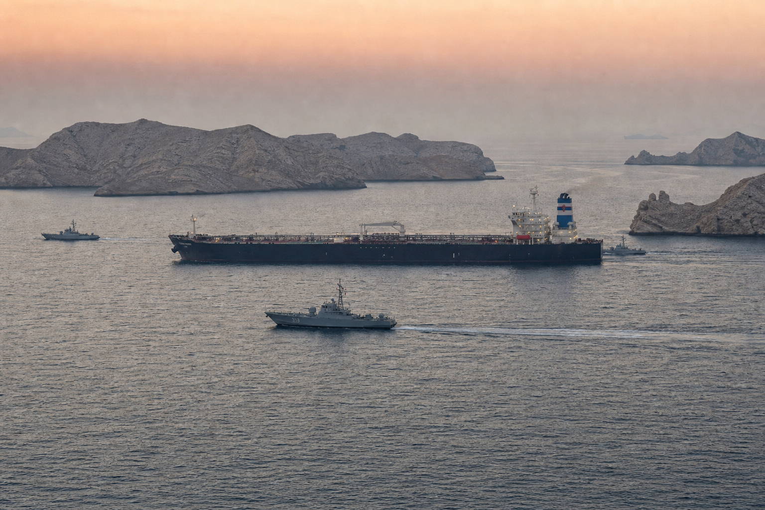 Iran’s Hormuz Threat Puts Oil Markets and U.S. Policy on Edge