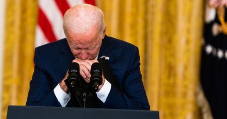 Biden 'Approval Rating' Drops to New Record Low, As Nearly 80% of Voters Say 'Country on Wrong Track'