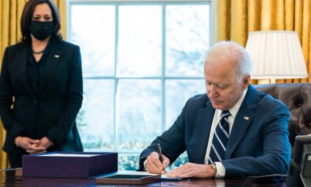 BIDEN ADMIN: Federal Agents to No Longer Enforce, Undertake Workplace Arrests of Illegal Immigrant Employees