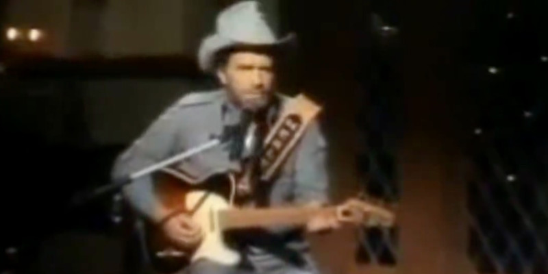 WATCH: Merle Haggard Delivers the Most Honest Christmas Song Ever Written
