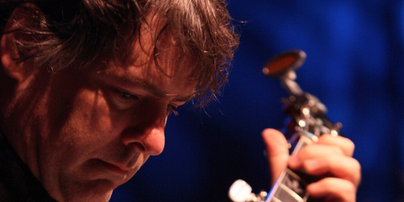 Béla Fleck Buckles to the Woke Mob and Cancels Kennedy Center Performance