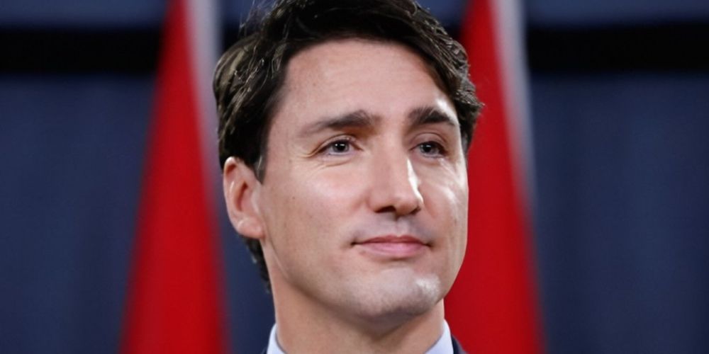 Trudeau hops out of brewery appearance after protestors gather outside