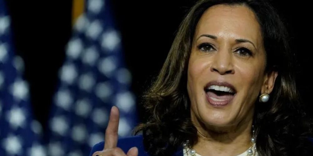 Kamala compares overturn of Roe v Wade to slavery