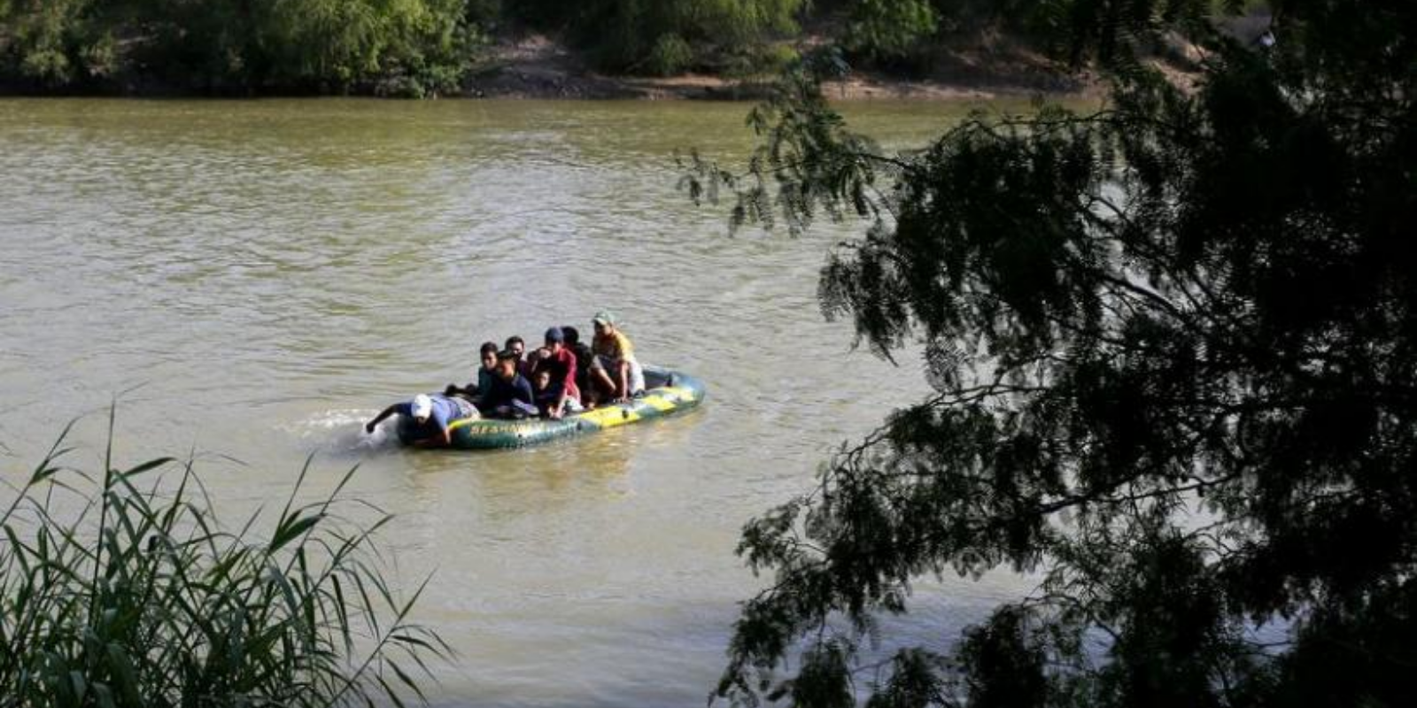 BREAKING: Texas National Guard soldier dies trying to save migrants in Rio Grande