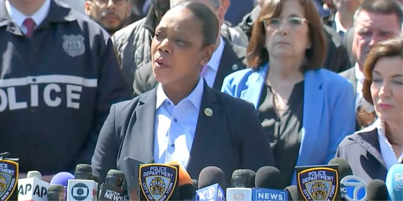 BREAKING: At least 29 people injured during Brooklyn subway station shooting