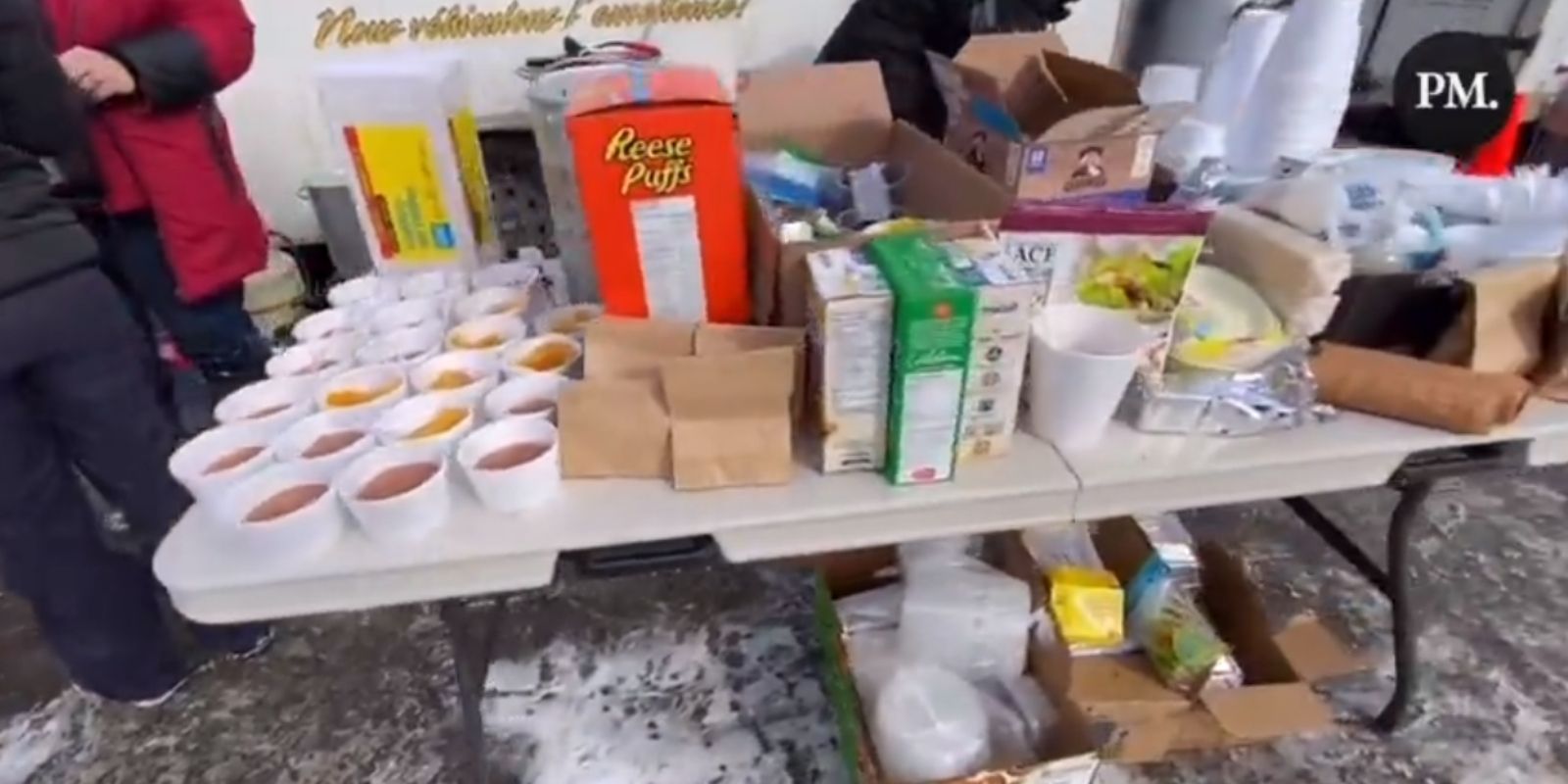 WATCH: Freedom convoy sets up soup kitchen in Ottawa
