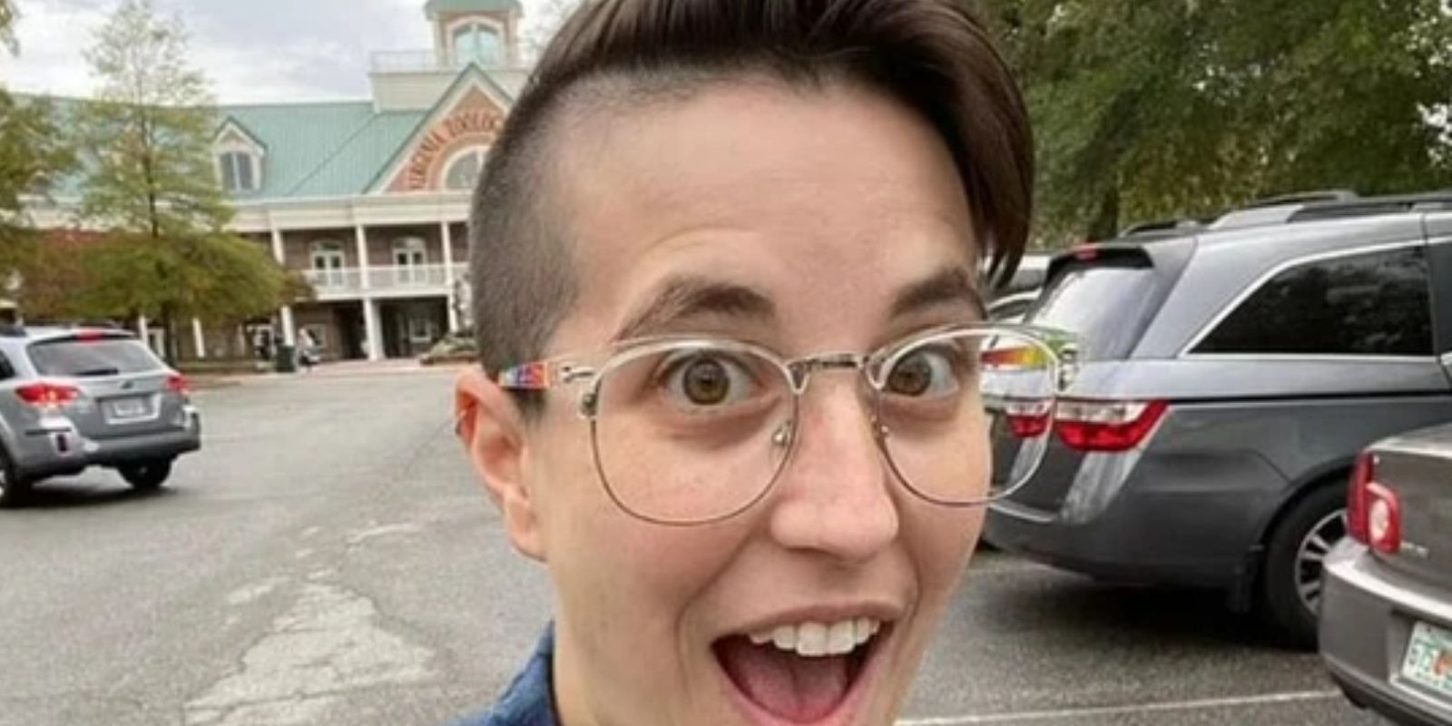 Pedo-defending professor resigns amid controversy